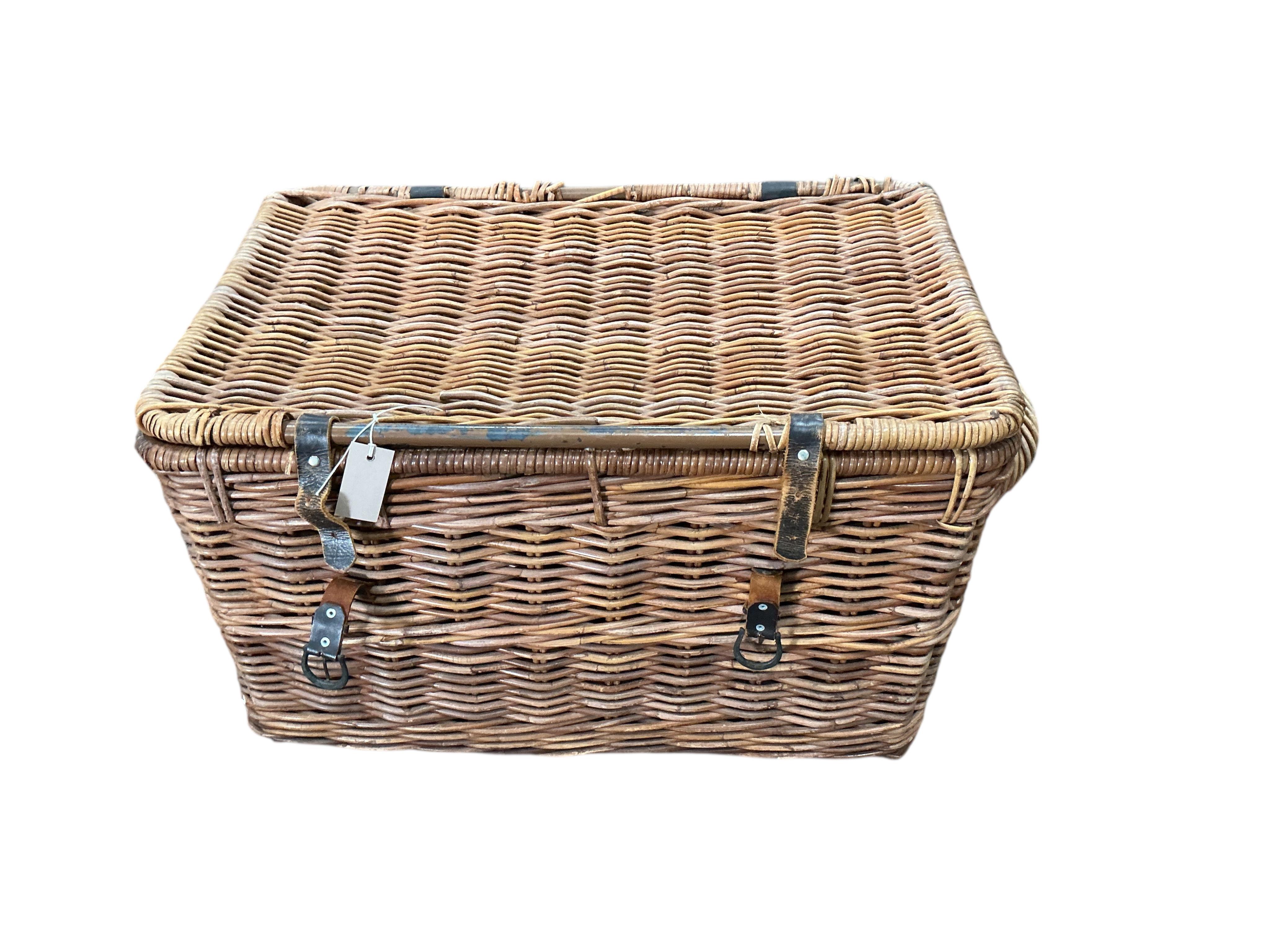 Two vintage wicker laundry baskets, larger width 84cm, depth 48cm, height 46cm